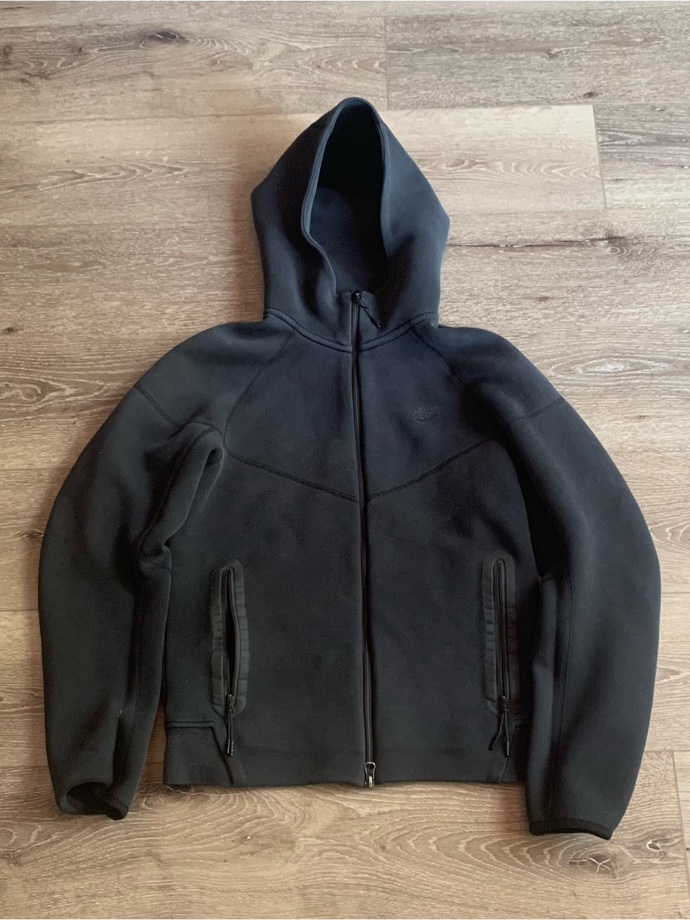 Men Nike Tech Fleece Black Full-Zip Hooded Jacket Size S